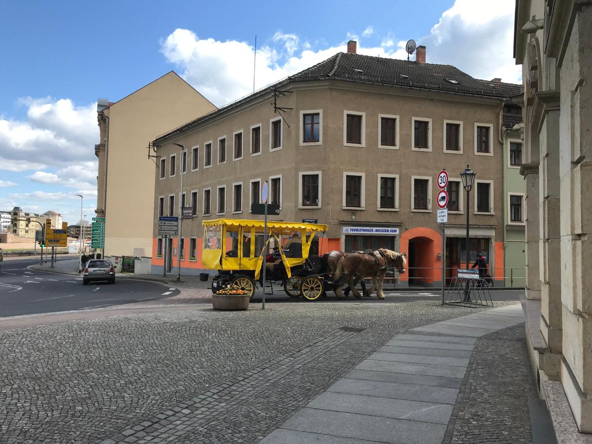 Hostel Meissen Old Town Bridge Exterior photo